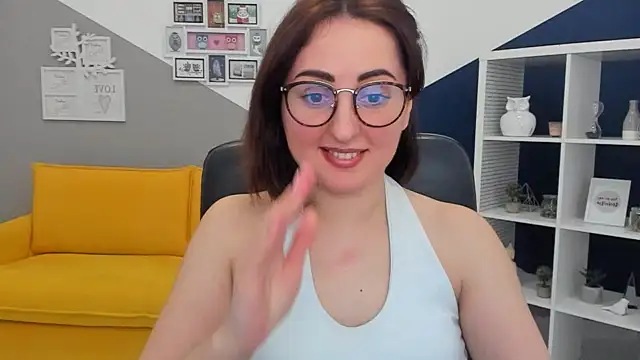 NoraSimons online show from 03-07-26, 04:15