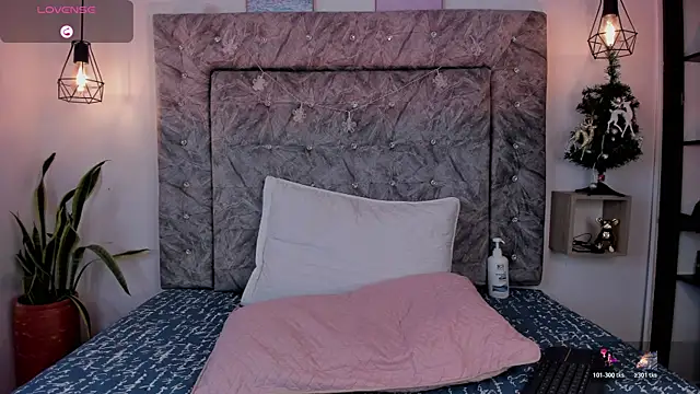 Amatista desire online show from 12-19-25, 12:23