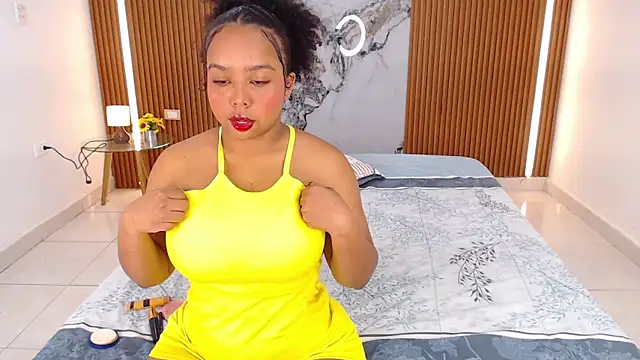 rosselyn  online show from 02-22-26, 12:04