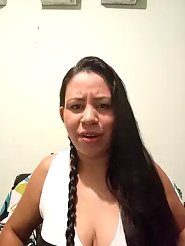 LeilaTaylor online show from 11-14-25, 12:59