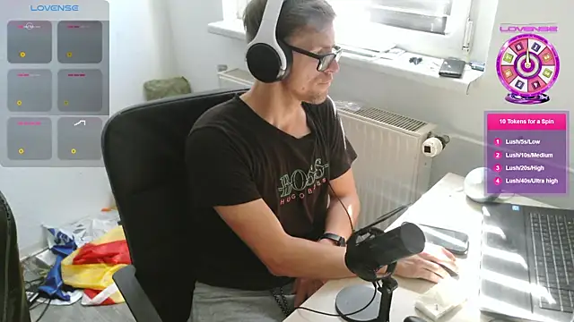 StephPra94 online show from 08-03-26, 01:05