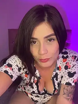 Snapshot of Ailish_colin chatting on 11-27-25, 07:49 Ailish colin online show from 11-27-25, 07:49