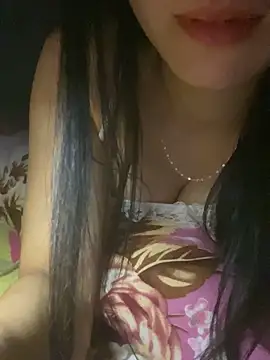 Snapshot of o-one-o chatting on 11-07-25, 08:20 o-one-o online show from 11-07-25, 08:20