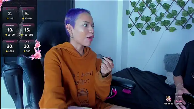 Snapshot of Liam_Anny chatting on 11-24-25, 01:33 Liam Anny online show from 11-24-25, 01:33