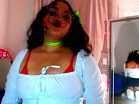 Snapshot of mira_cherry02 chatting on 11-01-25, 04:36 mira cherry02 online show from 11-01-25, 04:36