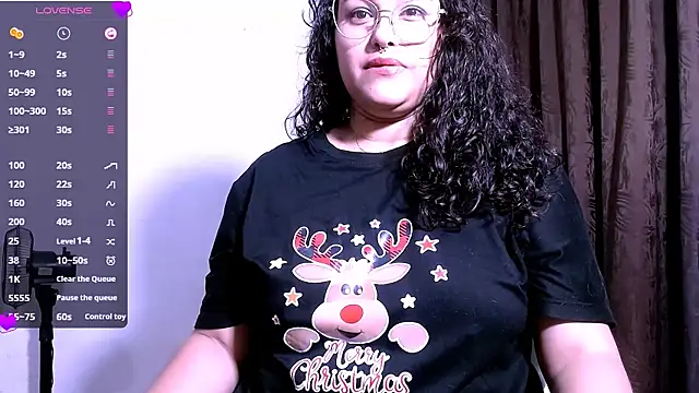 Snapshot of mira_cherry02 chatting on 11-17-25, 04:40 mira cherry02 online show from 11-17-25, 04:40