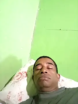 juniordotado87 online show from 12-17-25, 09:26