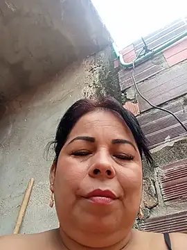 Snapshot of mother2-divorced chatting on 06-18-26, 01:48 mother2-divorced online show from 06-18-26, 01:48