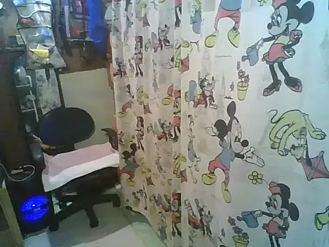 honeykoh online show from 12-18-25, 05:57