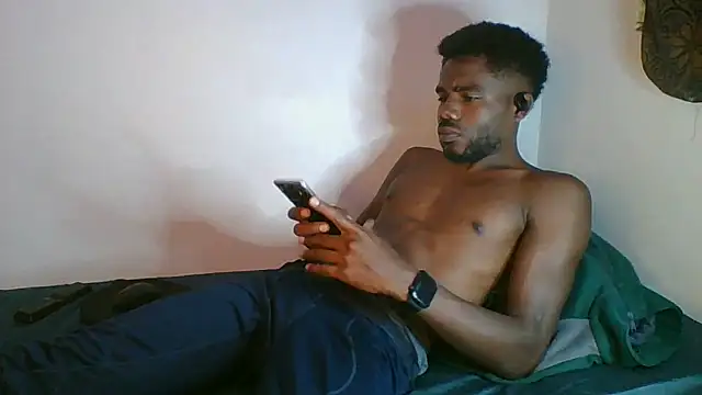 Snapshot of Suamyst_25 chatting on 06-28-26, 04:46 Suamyst 25 online show from 06-28-26, 04:46
