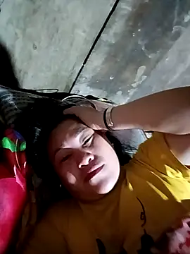 Snapshot of chich-bong chatting on 12-16-25, 11:21 chich-bong online show from 12-16-25, 11:21