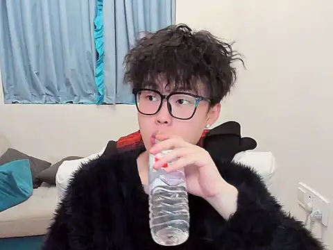 L1kuto online show from 11-05-25, 07:58