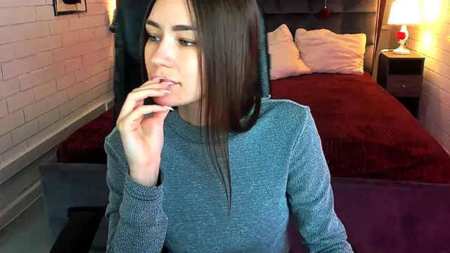 lollyrais online show from 12-22-25, 03:20