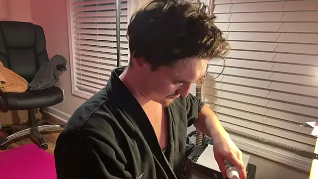 Snapshot of andrenoma427 chatting on 11-04-25, 10:53 andrenoma427 online show from 11-04-25, 10:53