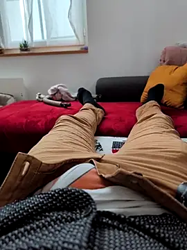 Snapshot of Bdjjdjjx chatting on 10-29-25, 12:18 Bdjjdjjx online show from 10-29-25, 12:18