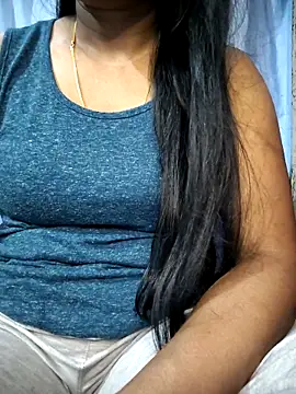 Ezabelljohn online show from 04-18-26, 11:58