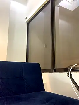 ladulceale online show from 10-27-25, 01:26