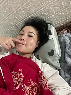 Snapshot of Emma_sexy98 chatting on 12-18-25, 03:29 Emma sexy98 online show from 12-18-25, 03:29