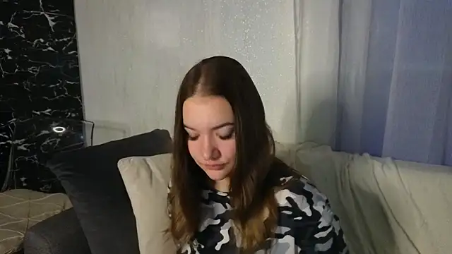 Biancka  online show from 11-24-25, 05:29