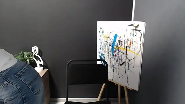 Snapshot of a_alessia chatting on 11-05-25, 01:33 a alessia online show from 11-05-25, 01:33