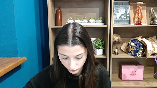 Snapshot of a_alessia chatting on 11-25-25, 07:30 a alessia online show from 11-25-25, 07:30