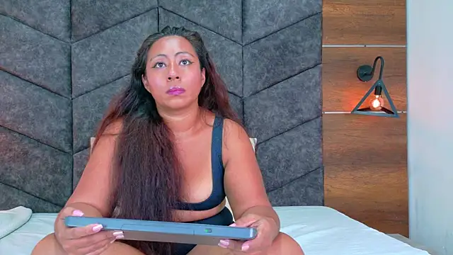 SeleneGibson   online show from 02-13-26, 07:32