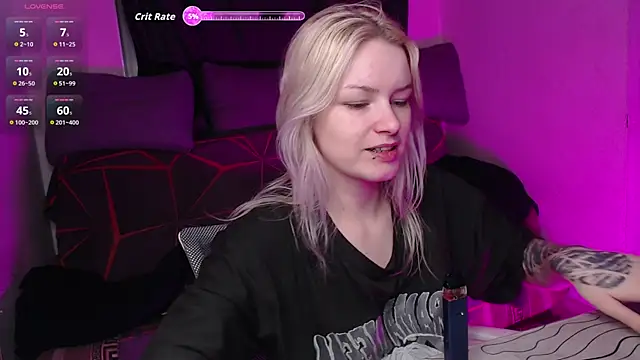 CherryNight6 online show from 04-18-26, 09:04