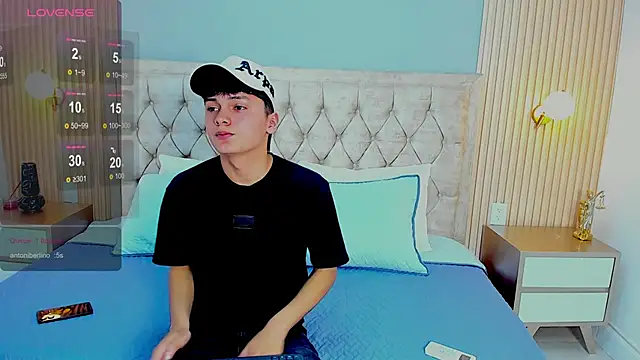 Maxii18  online show from 01-06-26, 03:10