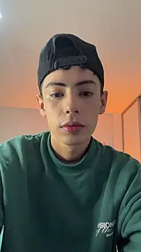 Sebastian Reed online show from 02-22-26, 07:12