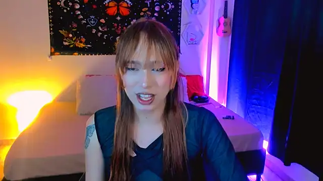 Snapshot of AdelineEsposito chatting on 11-27-25, 03:08 AdelineEsposito online show from 11-27-25, 03:08