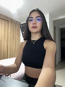 Snapshot of IslaCole chatting on 07-15-26, 12:05 IslaCole online show from 07-15-26, 12:05