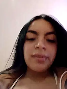 Snapshot of Nuvi_jonhs chatting on 11-08-25, 09:46 Nuvi jonhs online show from 11-08-25, 09:46