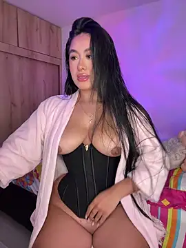 Snapshot of CHEL_21 chatting on 11-18-25, 10:36 CHEL 21 online show from 11-18-25, 10:36