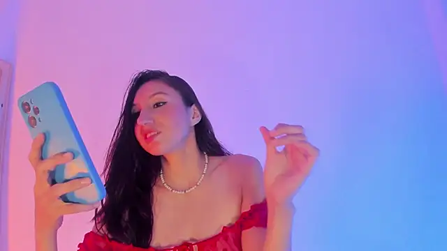 Snapshot of lily_ross1 chatting on 11-18-25, 02:17 lily ross1 online show from 11-18-25, 02:17