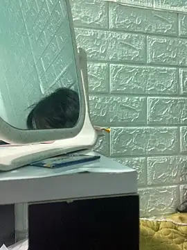 May2k2 online show from 02-03-26, 01:37