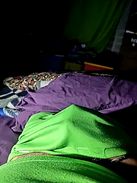 Snapshot of mbrc35 chatting on 10-23-25, 04:23 mbrc35 online show from 10-23-25, 04:23