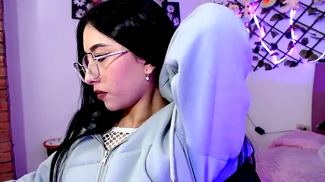 melissa  dolce online show from 10-29-25, 01:52