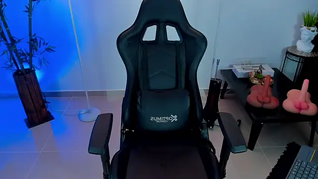 Snapshot of JessicaPratt chatting on 03-16-25, 11:36 JessicaPratt online show from 03-16-25, 11:36