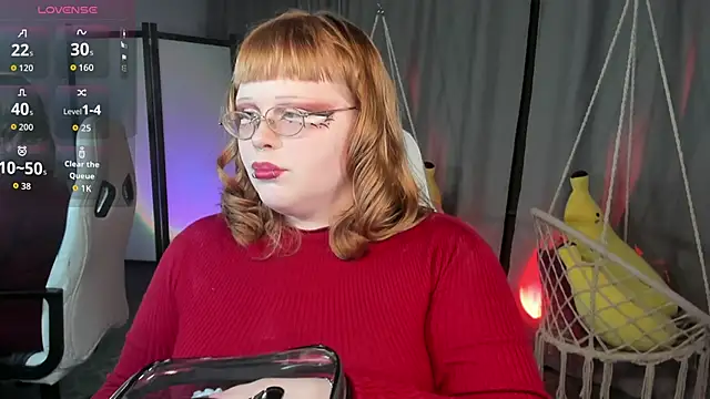 LottieReed online show from 02-07-26, 06:11