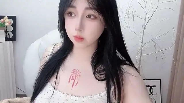 Snapshot of Love-hanzaizai718 chatting on 11-29-25, 02:09 Love-hanzaizai718 online show from 11-29-25, 02:09