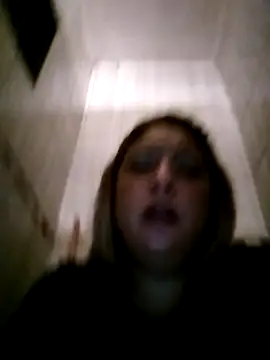 Snapshot of IndianLara chatting on 11-01-25, 12:01 IndianLara online show from 11-01-25, 12:01