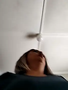 Snapshot of IndianLara chatting on 11-07-25, 09:09 IndianLara online show from 11-07-25, 09:09