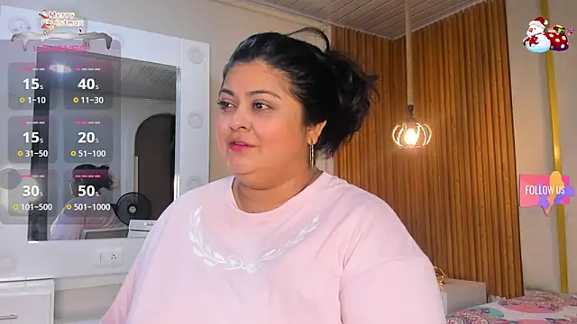 Snapshot of Hanna_curvy_ chatting on 12-04-25, 11:08 Hanna curvy online show from 12-04-25, 11:08