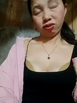 TRIEUTRIEU20 online show from 03-12-26, 01:50