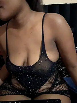 Snapshot of Nicole_bash chatting on 10-31-25, 06:47 Nicole bash online show from 10-31-25, 06:47