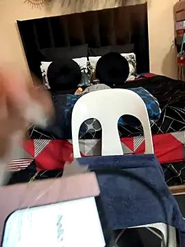 Snapshot of Nicole_bash chatting on 11-30-25, 09:24 Nicole bash online show from 11-30-25, 09:24