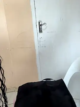 Snapshot of Nicole_bash chatting on 12-22-25, 07:05 Nicole bash online show from 12-22-25, 07:05