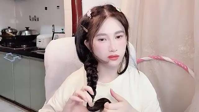 anna-888- online show from 11-08-25, 03:56