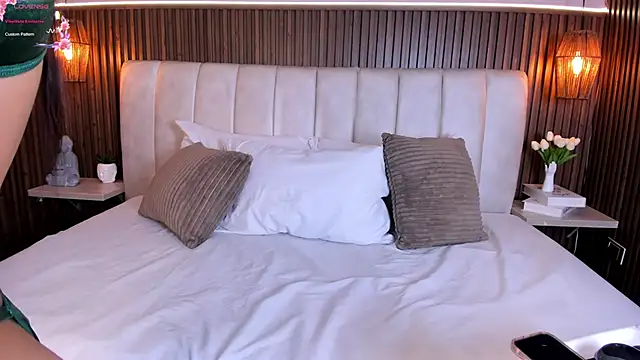 AmyColman  online show from 04-02-26, 11:52