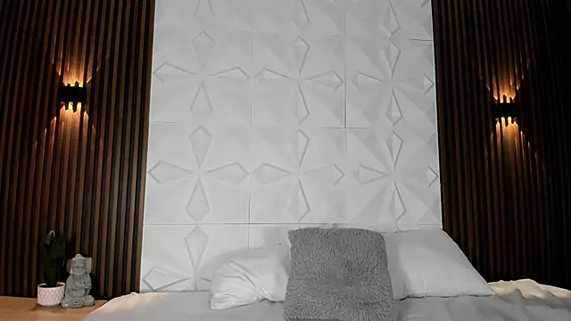 Snapshot of AmyColman_ chatting on 06-11-26, 12:14 AmyColman online show from 06-11-26, 12:14